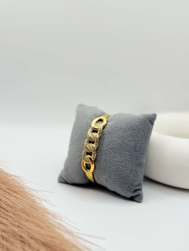 Anti Tarnish 18k Gold Plated Water Resistant