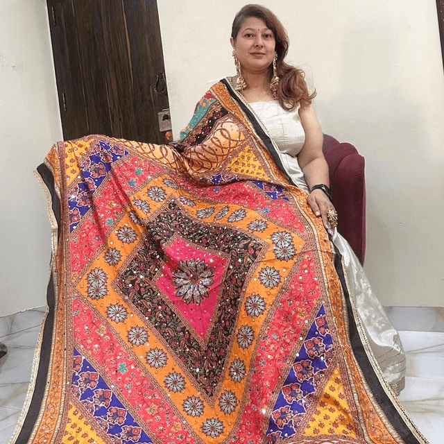Dupatta as a Jewellery hover