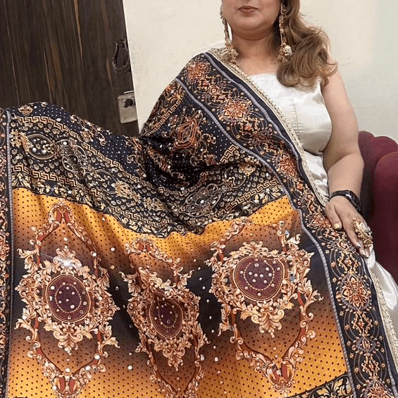 Dupatta as a Jewellery hover