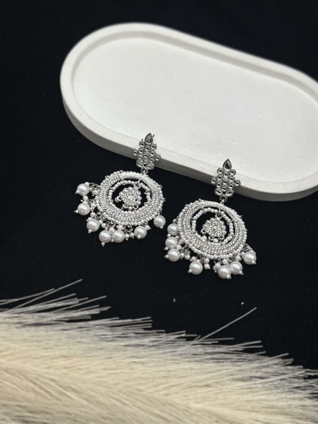 Silver pearl Hoop Earring