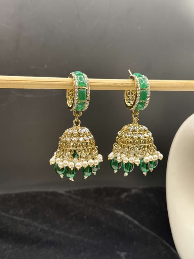 Emerald Green Kundan bali hover