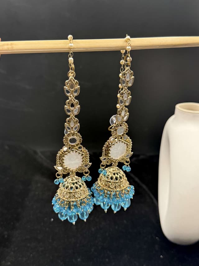 Blue kaan chain Earring