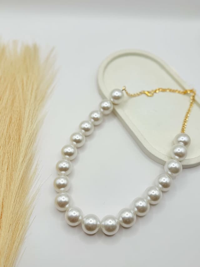 Royal Pearl Necklace