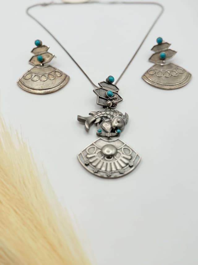 Fish Necklace Set hover