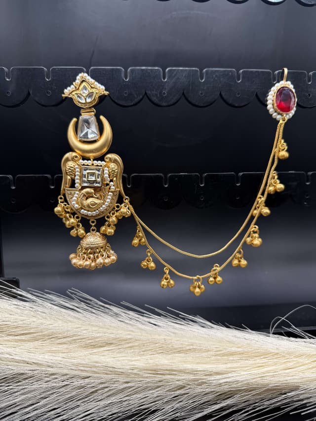 Chandni Kaan Baali hover