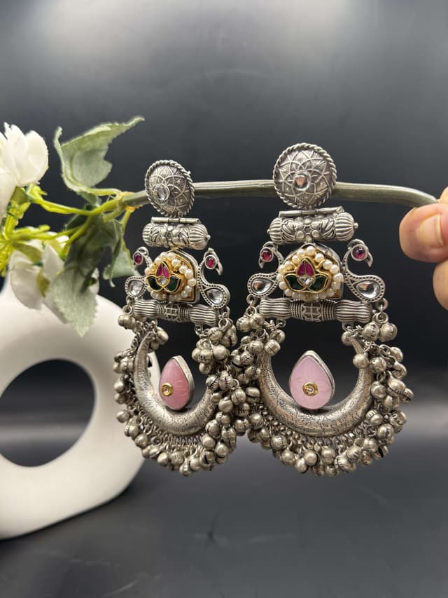 Sargun Statement Earrings Golden-Silver