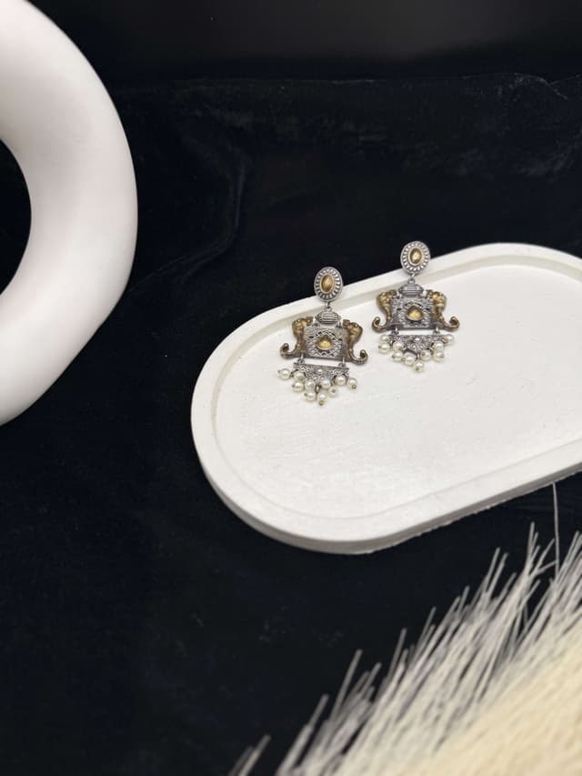 Statement Earrings Hawa Mahal hover