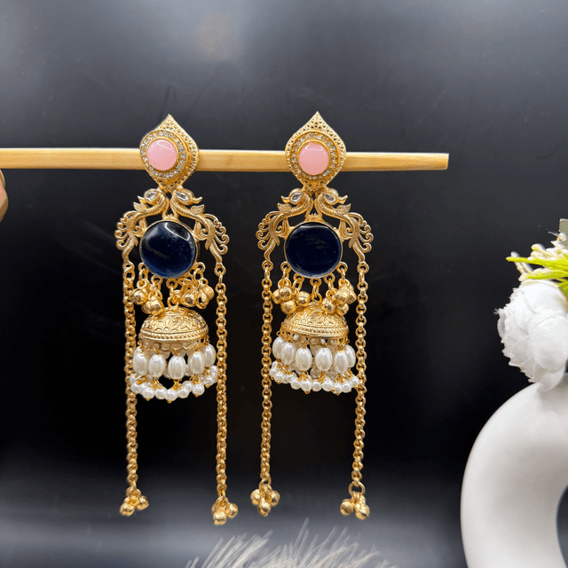 Statement earring