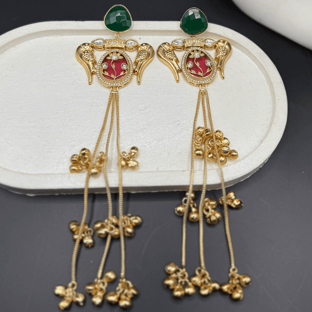 Green-Red Danglers hover